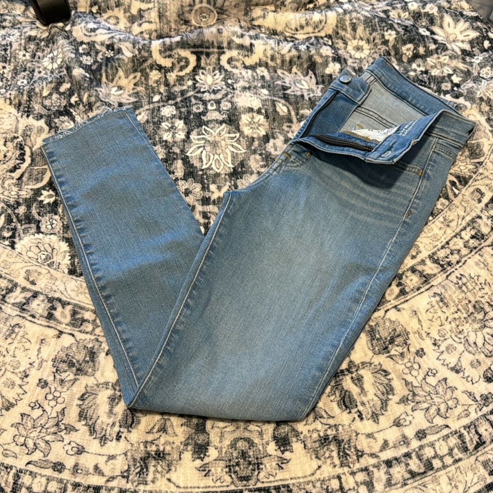 Gap- True skinny high rise pants